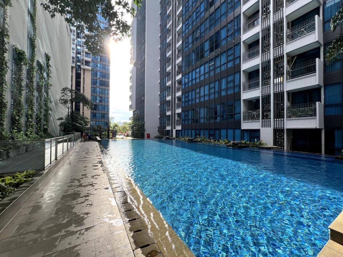 2 Bed Casa Grande Mall Kota Kasablanka, View Swimming Pool By Travelibu *